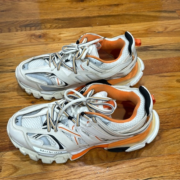 Balenciaga sneakers no box - Picture 1 of 3
